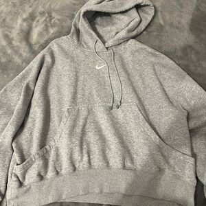 Nike Heather Gray Sweatshirt
